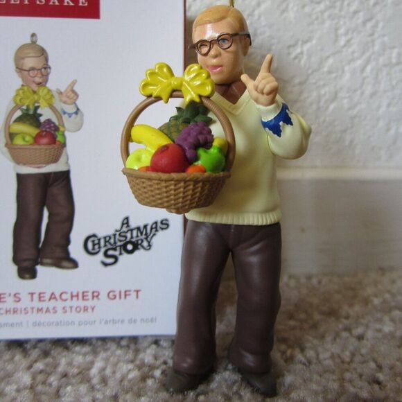 Ralphie's Teacher Gift A Christmas Story 2022 Hallmark ornament - Picture 2 of 6